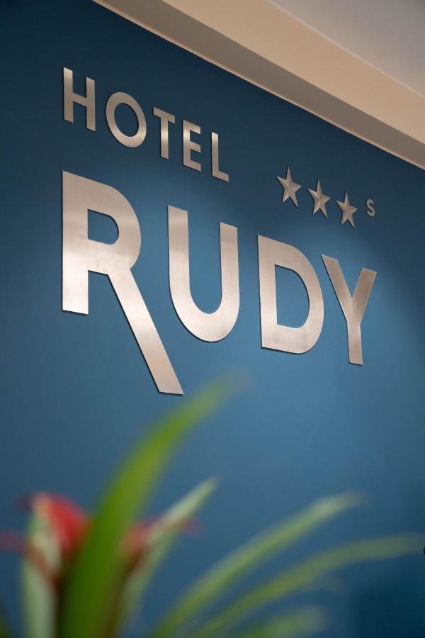 Hotel Rudy Riva del Garda Bagian luar foto